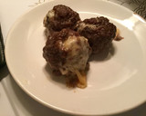 Foto del paso 6 de la receta: Bolas de carne rellenas de queso al horno