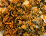 Foto del paso 3 de la receta: Ensaladilla de garbanzos y mejillones en escabeche