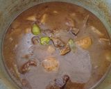 A picture of step 8 of Aloo Goasht.