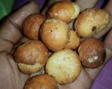 A picture of step 2 of Gulisuwa milk balls.
