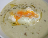 Foto del paso 4 de la receta: Crema de borrajas con huevo poché y una pizca de orégano
