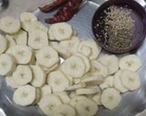 कच्चे केले की सब्जी (kacche kele ki sabzi recipe in Hindi) रेसिपी चरण 1 फोटो