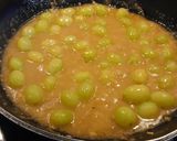 Foto del paso 4 de la receta: Cardo con uvas blancas y toque de frutos secos