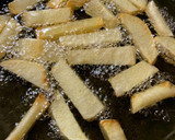 Foto del paso 1 de la receta: Milanesa peceto napolitana con papas fritas