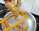 A picture of step 4 of Ginger carrot soup.