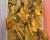 Foto langkah ke 2 dari resep Ayam goreng bumbu kuning mudah dan simpel.