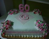 Foto del paso 20 de la receta: Torta alverjillas cumpleaños de 60