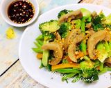Hình bước làm 3 của món Cật Heo Xào Bông Cải, Đậu Que