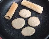 Hình bước làm 2 của món Oatmeal & banana pancake