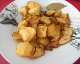 Foto del paso 6 de la receta: Patatas fritas con cebolla y ajo