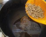 A picture of step 4 of Healthy khichdi.