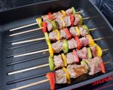 Hình bước làm 3 của món Bò Xiên Que Nướng Chảo