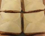 Une image de l'étape 1 de Croque Panini Jambon Mozarella et Bleu.