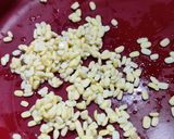 A picture of step 2 of Moong dal pakoda.