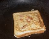A picture of step 4 of Cheese And Egg toast.