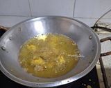Foto langkah ke 6 dari resep 365. Ayam Goreng Kremes.