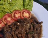 Foto langkah ke 4 dari resep Sapi Lada Hitam Saori.