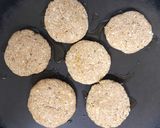 A picture of step 3 of Isabgol paneer diet cutlet.