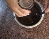 A picture of step 3 of Loaded shake/ Chocolate Milk shake.