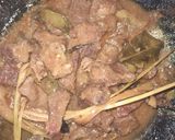 Foto langkah ke 8 dari resep 02. Rendang daging bumbu kuning.