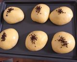 Foto langkah ke 8 dari resep Red Bean Bread.
