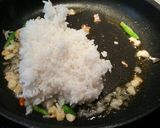 รูปขั้นตอนการทำที่ 1 ของ ข้าวผัดปลาสลิดใส่ปลาอินทรีย์เค็ม