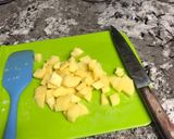 Foto del paso 1 de la receta Sepia con Patatas y Mariscos