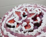 Foto del paso 4 de la receta: Tarta de frutillas, arándanos y moras!!☺️☺️
