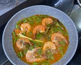 Foto langkah ke 3 dari resep Gulai Pedas Udang Buncis (dengan susu evaporasi).