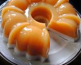 Foto langkah ke 6 dari resep Puding Mangga Lapis Susu.