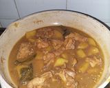 Foto langkah ke 6 dari resep Ayam Kentang Semur Betawi.