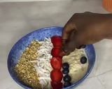 A picture of step 2 of Fruity oatmeal.
