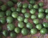 A picture of step 1 of Gunda-keri Nu Athanu.