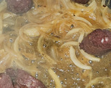 Foto del paso 3 de la receta: Solomillo de cerdo con salsa de cebolla y morcilla picante