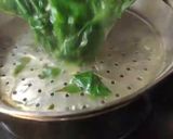 A picture of step 6 of Dhaba Style Palak Paneer.