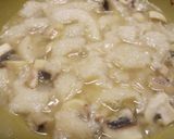 A picture of step 3 of Bread and mushroom sauce.