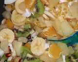 Trópusi gyümölcssaláta recept fázis 4 fotója