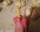 Túrós tökzsemlék halloweenre recept fázis 3 fotója