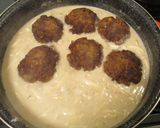 Sztroganoff ihlette húspogácsák 🍖🍄 fehérboros mártásban 🍷✨ recept fázis 9 fotója