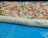 Foto langkah ke 8 dari resep Pizza gulung empuk.