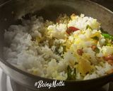 A picture of step 5 of Raw Mango Rice.