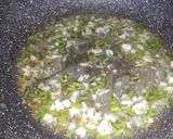 Foto del paso 4 de la receta: Cuartos de pollo fritos en freidora de aire caliente