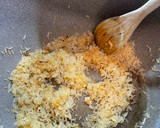 Foto del paso 2 de la receta: Arroz especiado sabor Cookpad. Olla GM