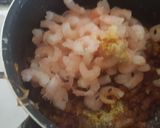 A picture of step 2 of Quick prawns curry.