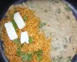 A picture of step 3 of Noodles stuffed oats wraps.