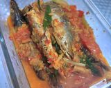 Foto langkah ke 4 dari resep Ikan Layang Bumbu Kuning.