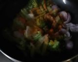 A picture of step 6 of Mix veggies fry.