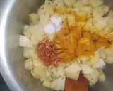 A picture of step 3 of Aloo ki tarkari daal ki kachori k saath.