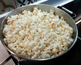 Foto del paso 5 de la receta: Palomitas de maíz caseras🌽🌽🌽