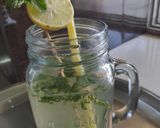 A picture of step 4 of Mint lemonade Beverage.